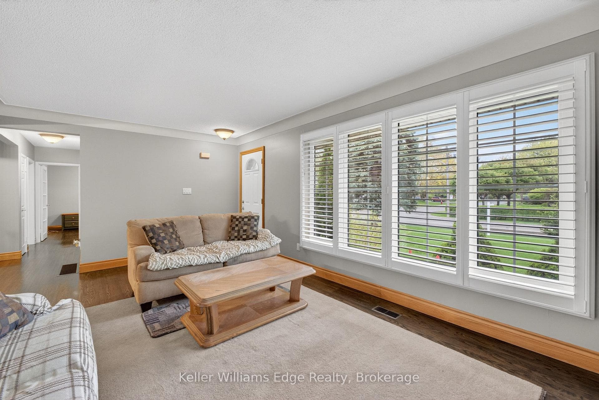 187 Council Crescent photo 6