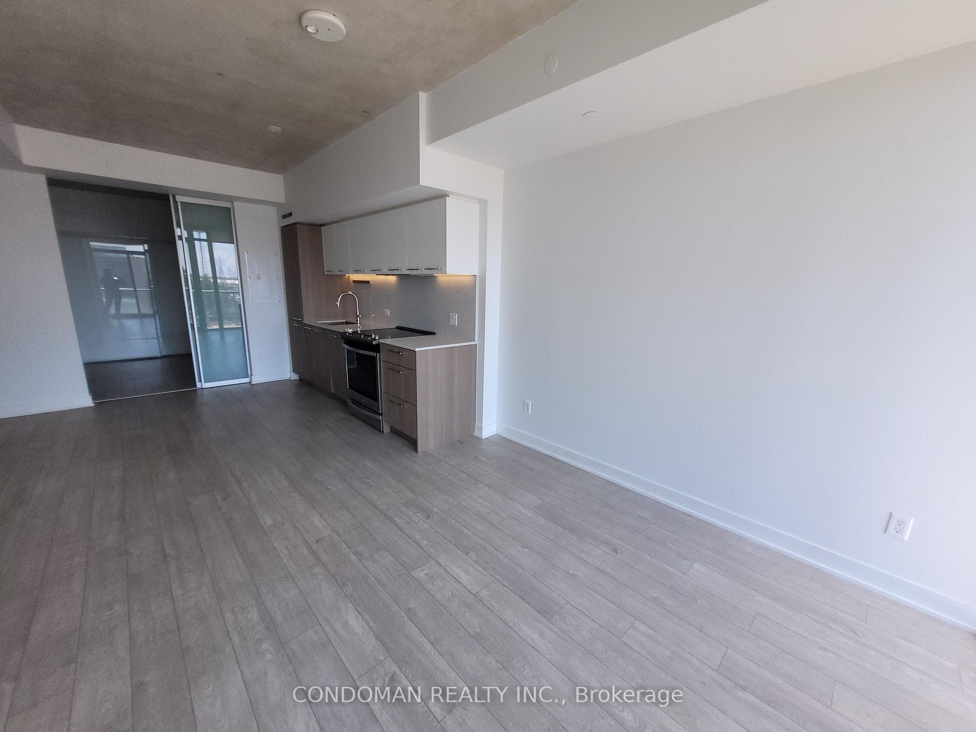 25 Baseball Place Unit 406 photo 4