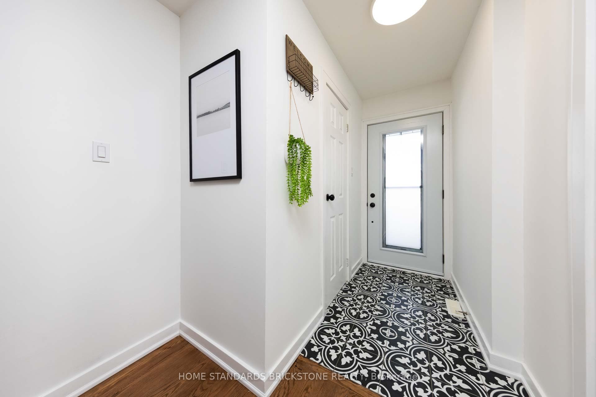 22 Aranka Court photo 4