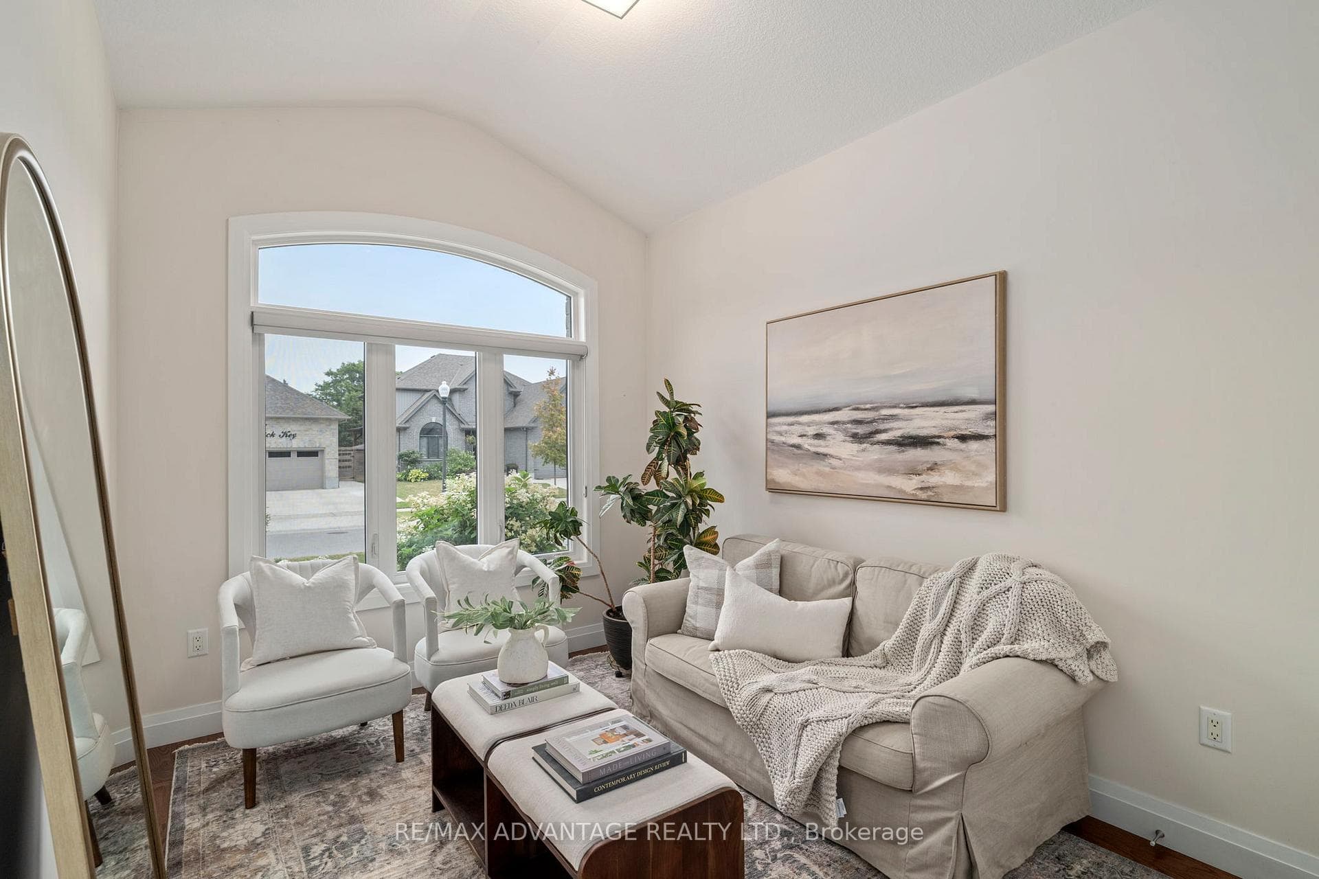 Cathedral Ceiling in office or alternative bedroom