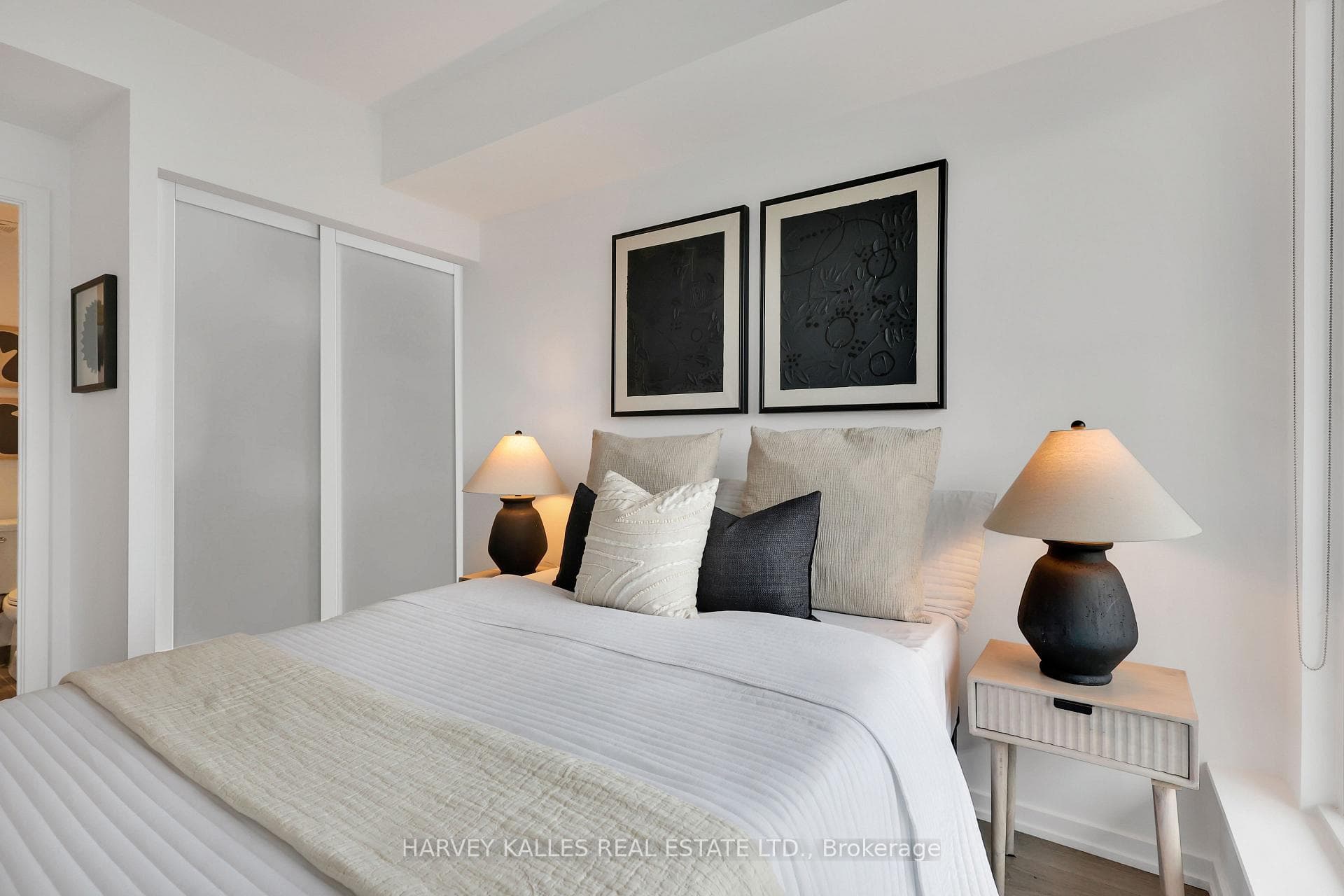 *closet doors have been virtually added