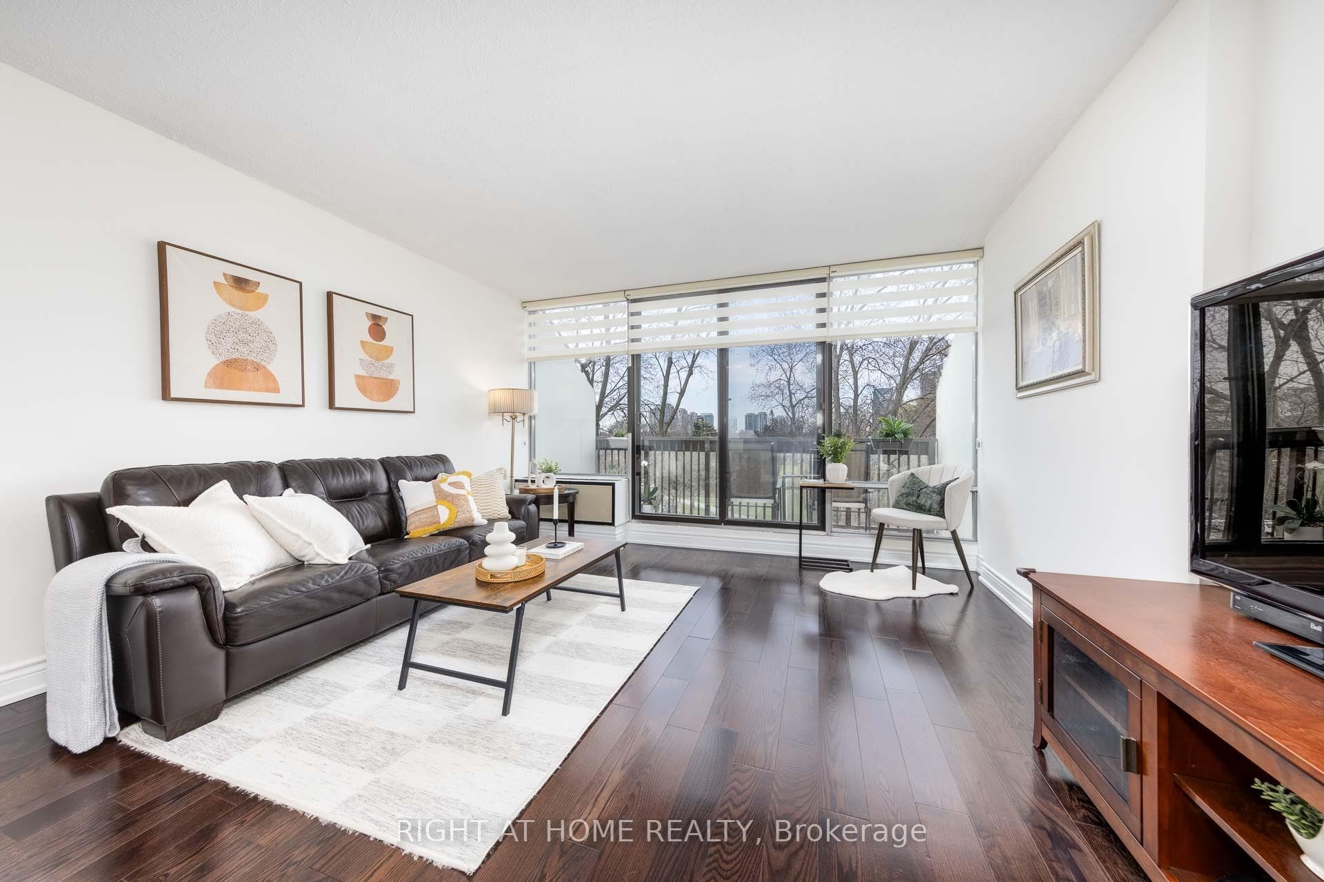 20 Fashion Roseway N/A Unit 508 photo 9