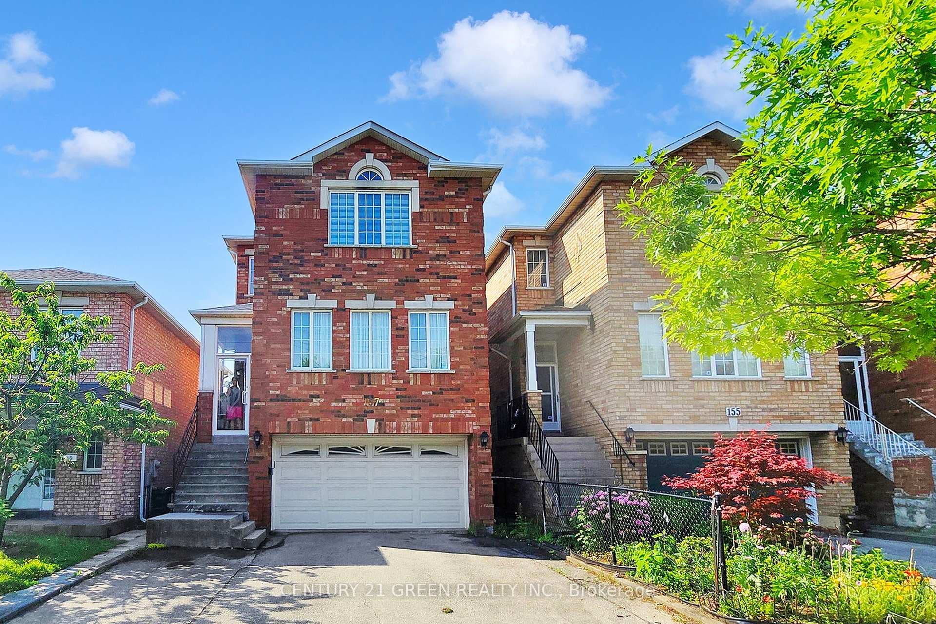 157 Wright Avenue photo 1