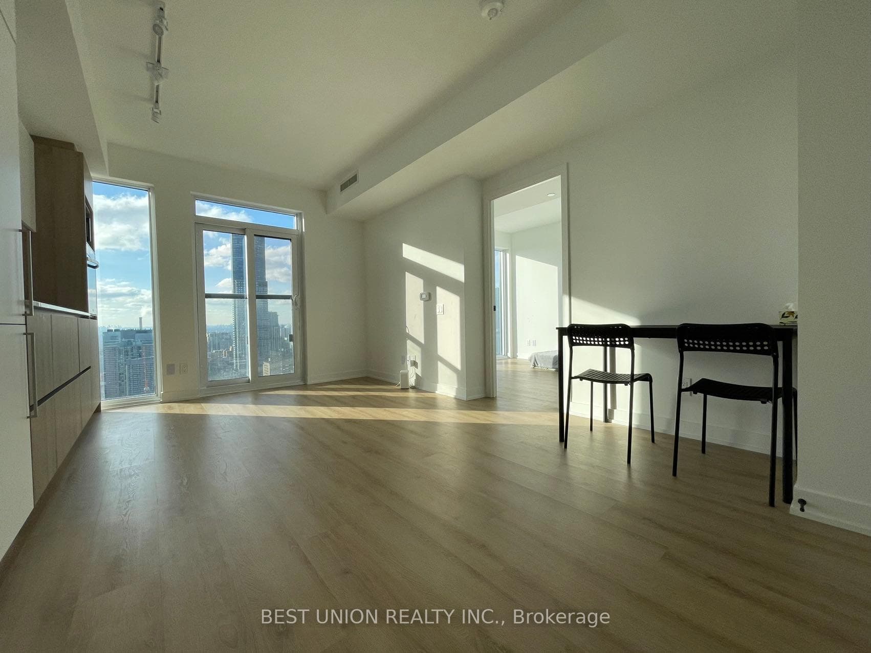 319 Jarvis Street Unit 4705 photo 12