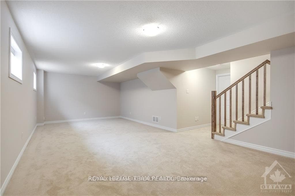 720 Expansion Road photo 21