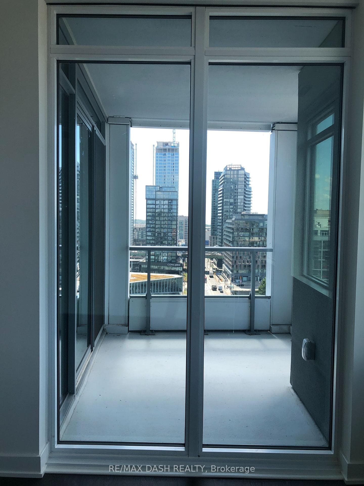 27 Bathurst Street Unit 1204W photo 9
