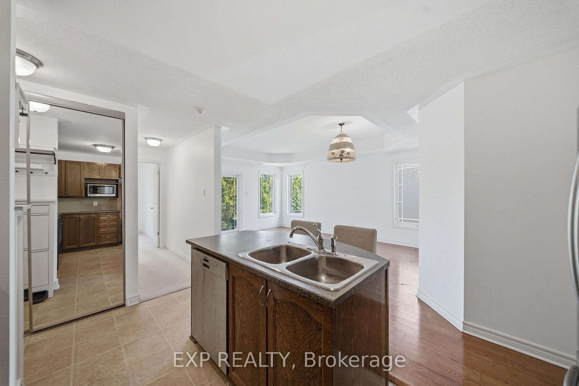 369 Paseo Private Unit 8 photo 9