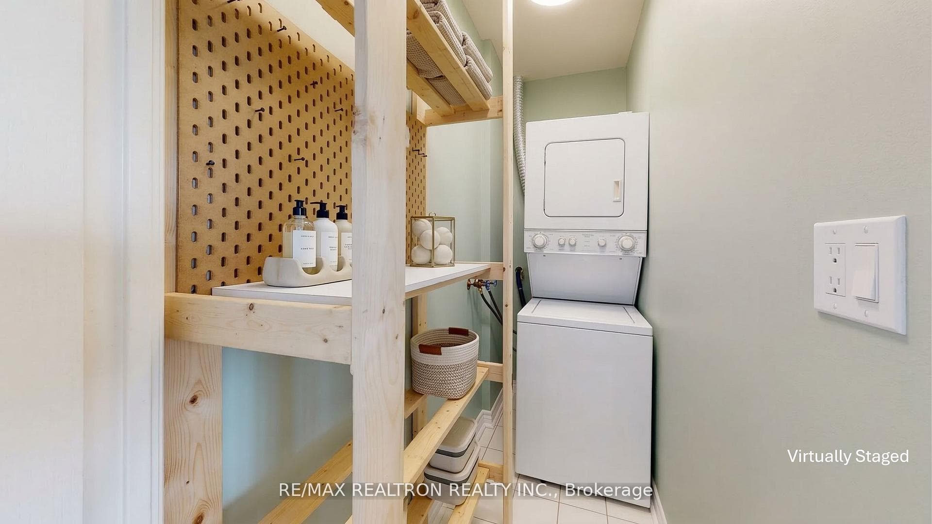 503 Beecroft Road Unit 1115 photo 12