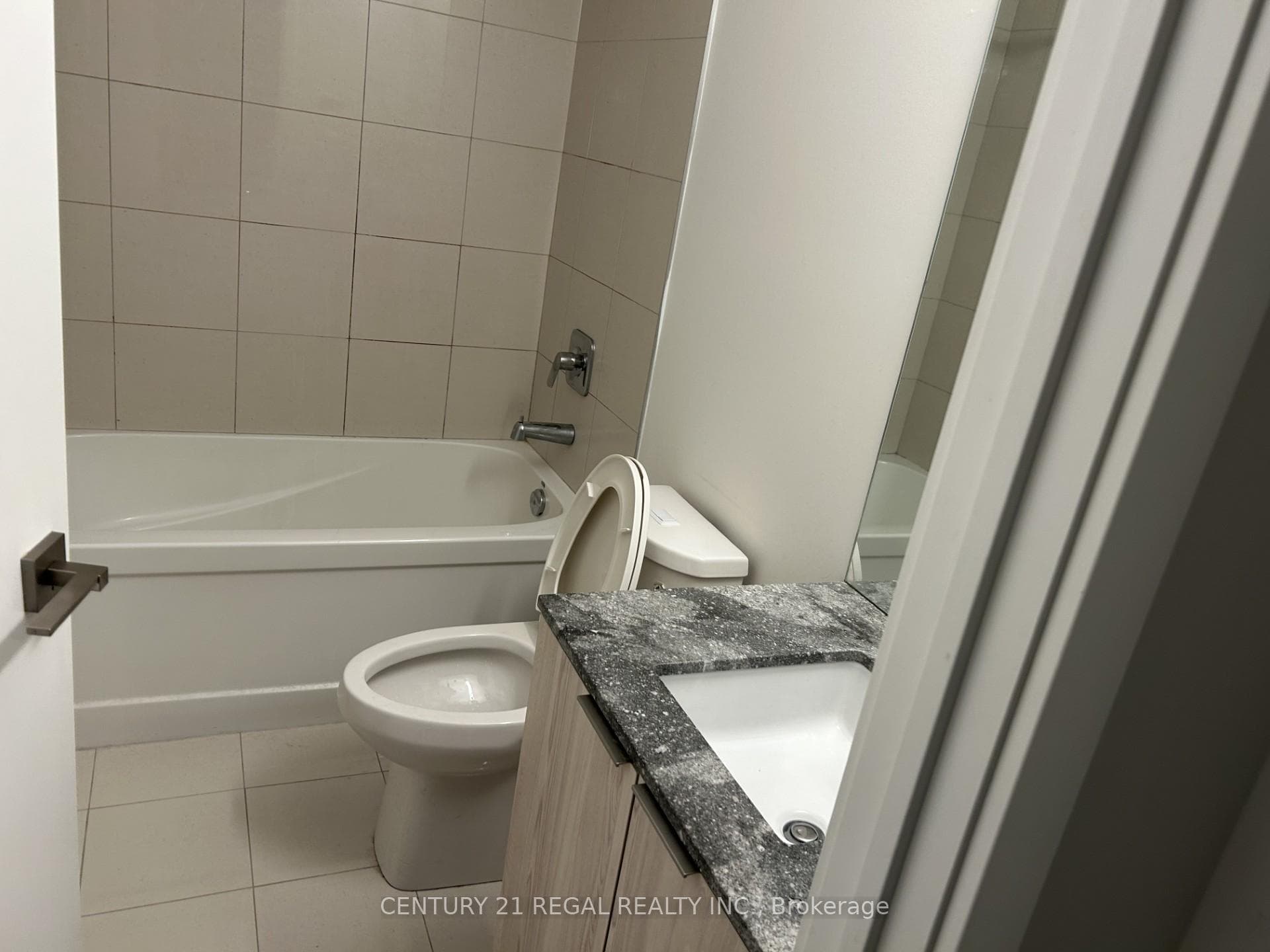30 Ordnance Street Unit 2310 photo 11