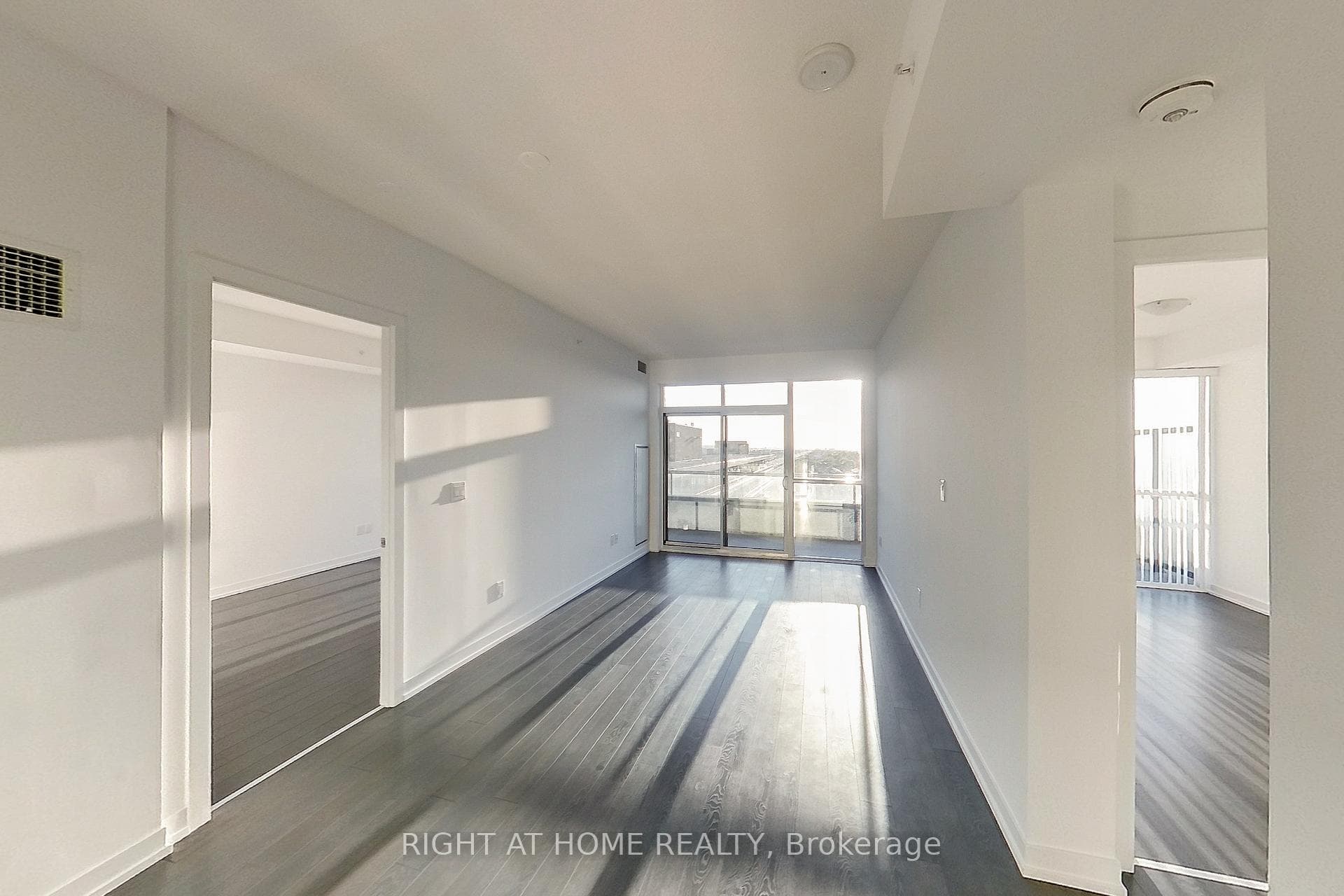 550 North Service Road Unit 1003 photo 8