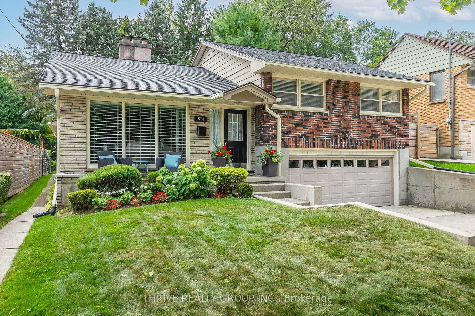 573 Lambton Street photo 1