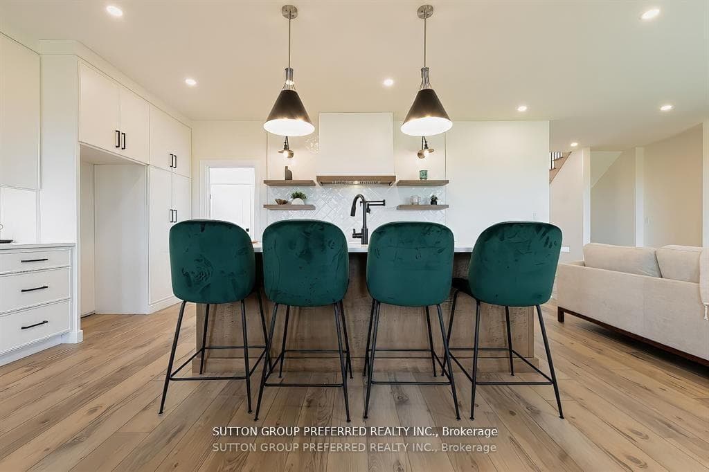 159 Renaissance Drive photo 20