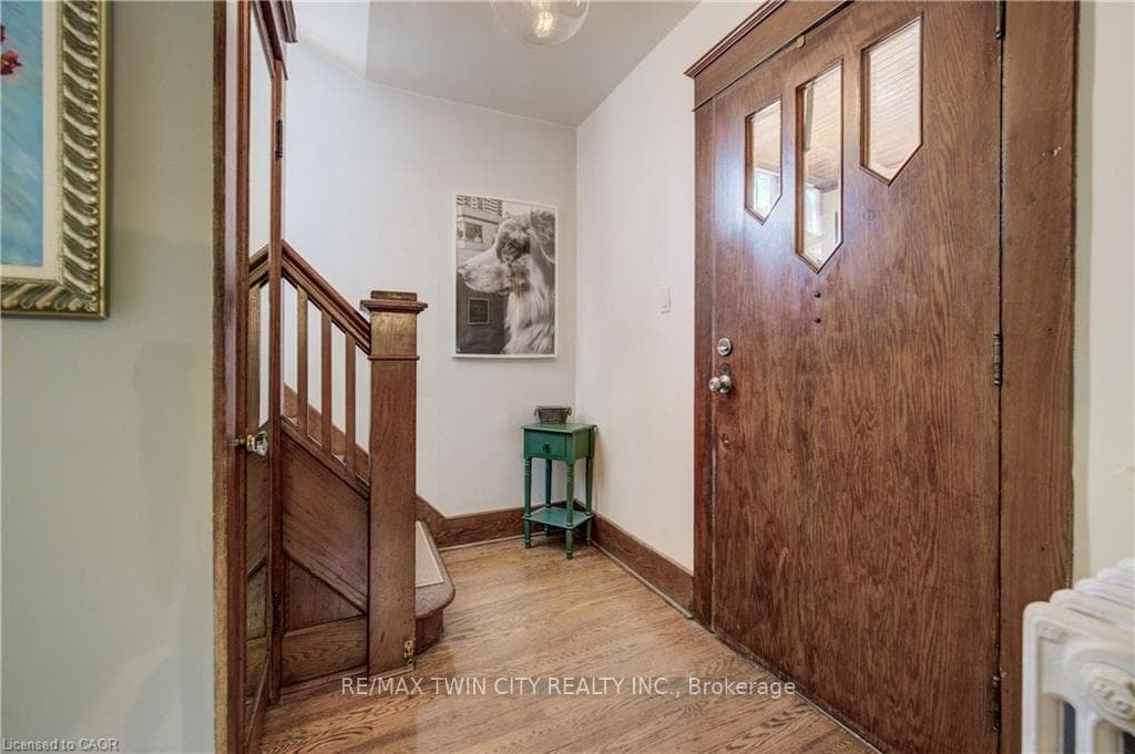 90 BROCK Street photo 5