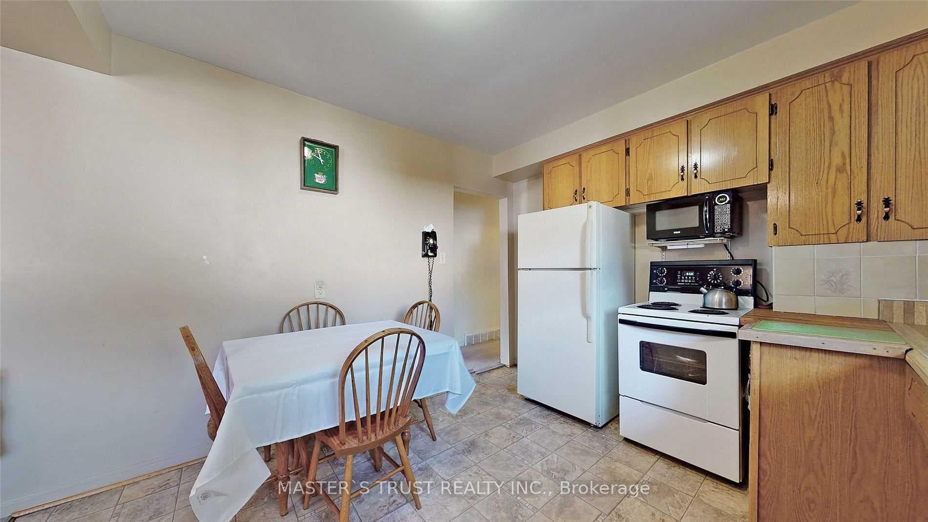 6 Winlaw Place photo 10