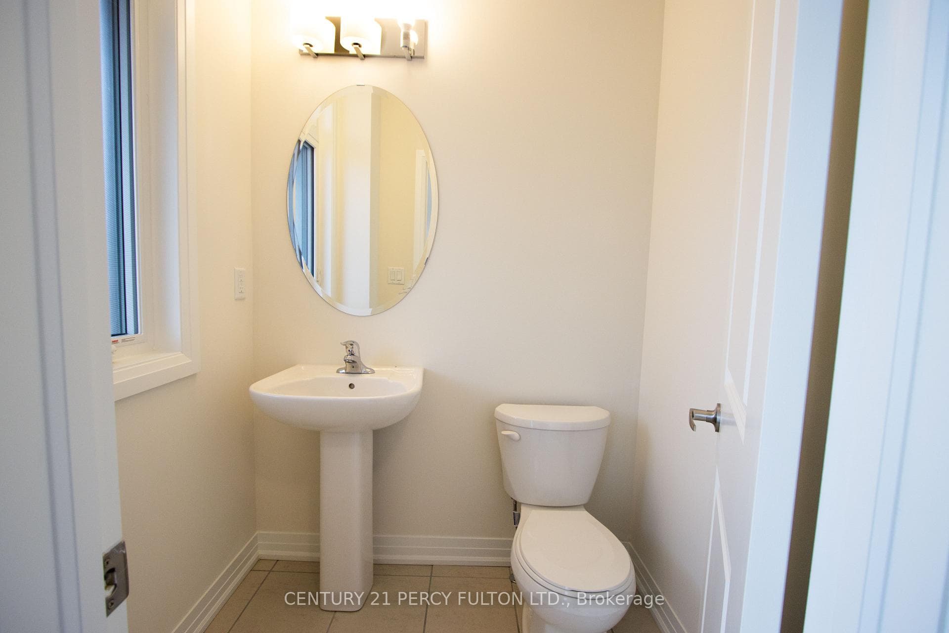 1055 Cameo Street photo 7