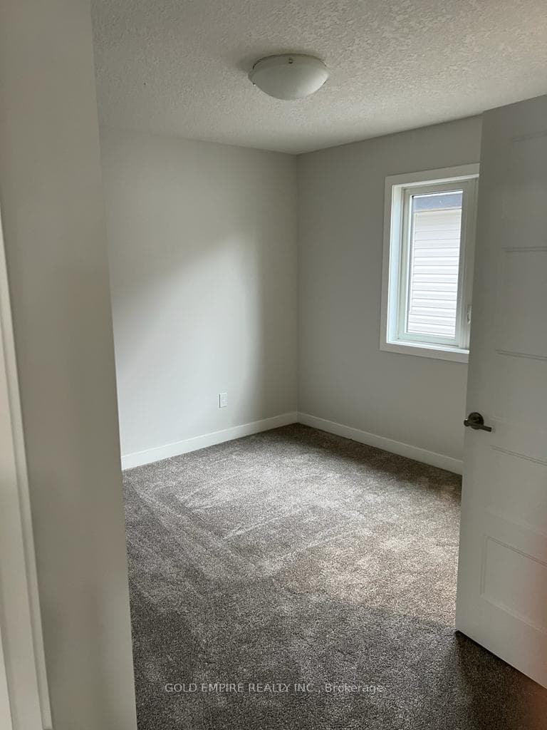 101 Marconi Court photo 8
