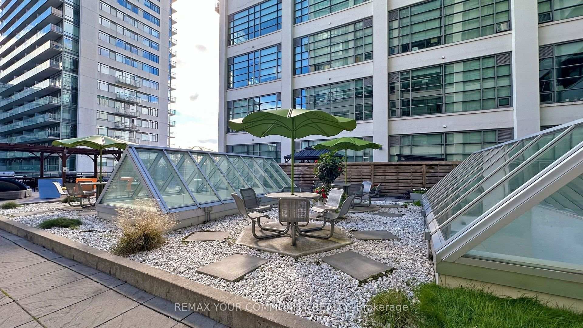 637 Lake Shore Boulevard Unit 504 photo 30