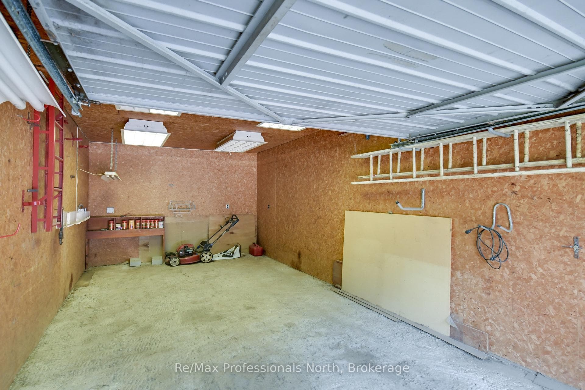 9 Macnaughtan Court photo 12