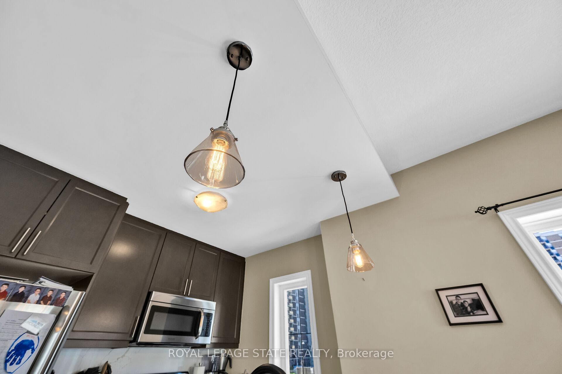 36 Southshore Crescent photo 10