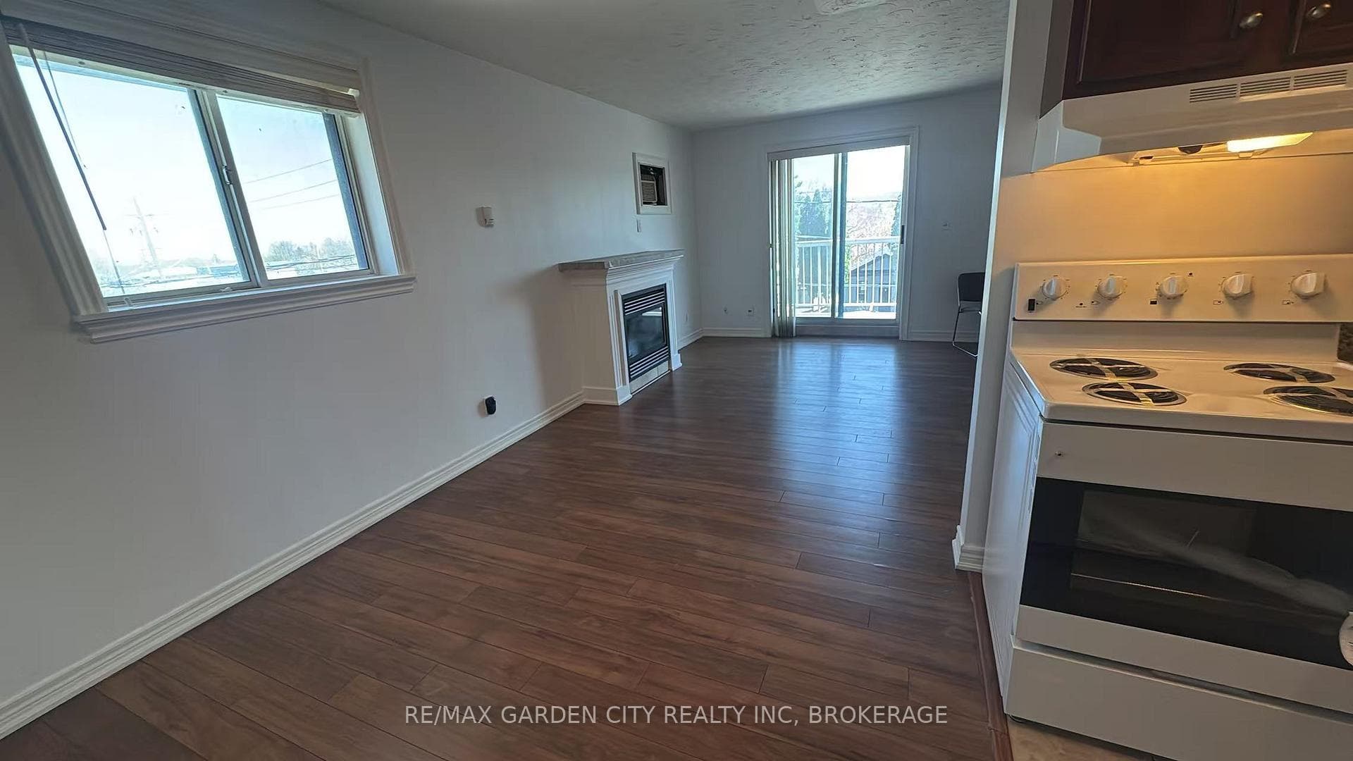 210 PELHAM Road Unit 301 photo 15