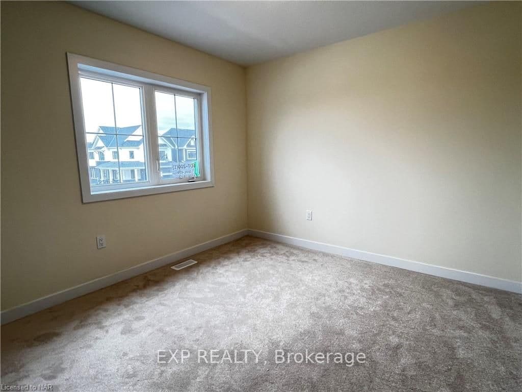 279 EASTBRIDGE Avenue photo 14