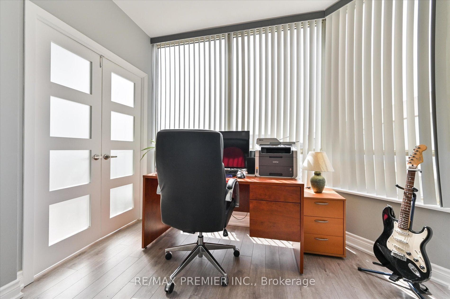 309 Major Mackenzie Drive Unit 1013 photo 11