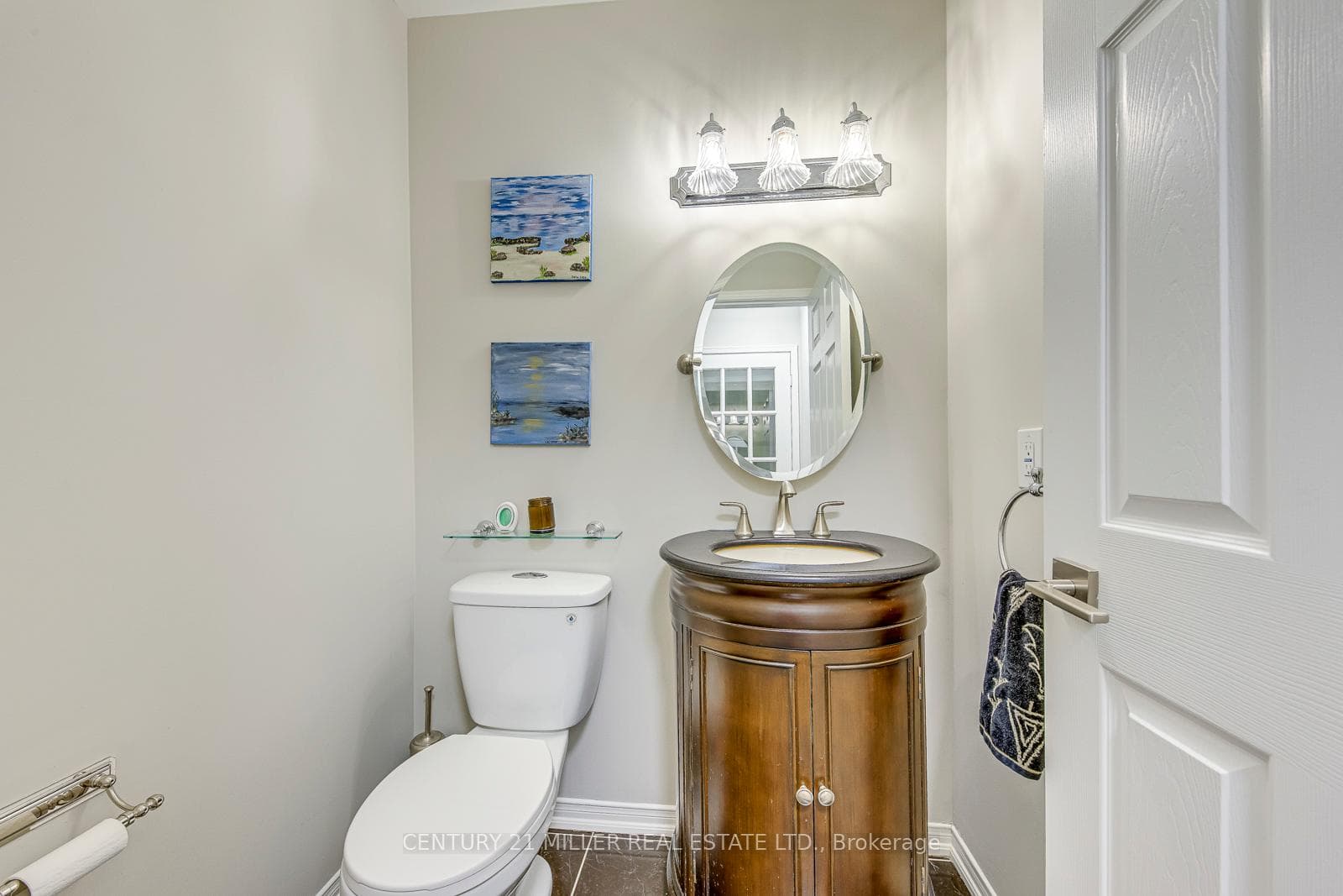 215 ROXTON Road photo 18