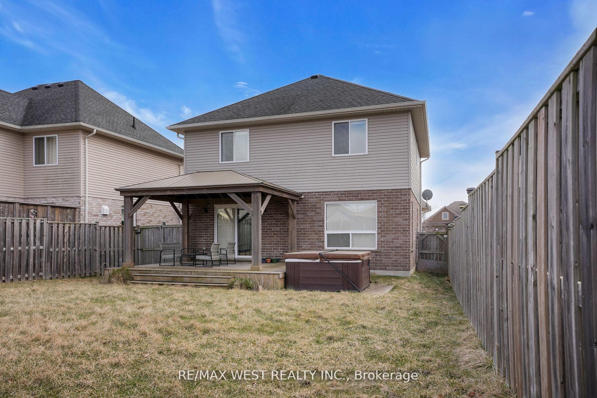 9 Noble Lane photo 28