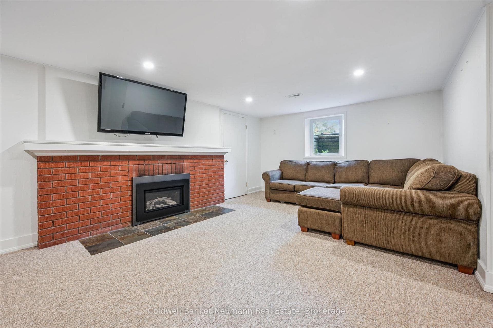 36 Harcourt Drive photo 14