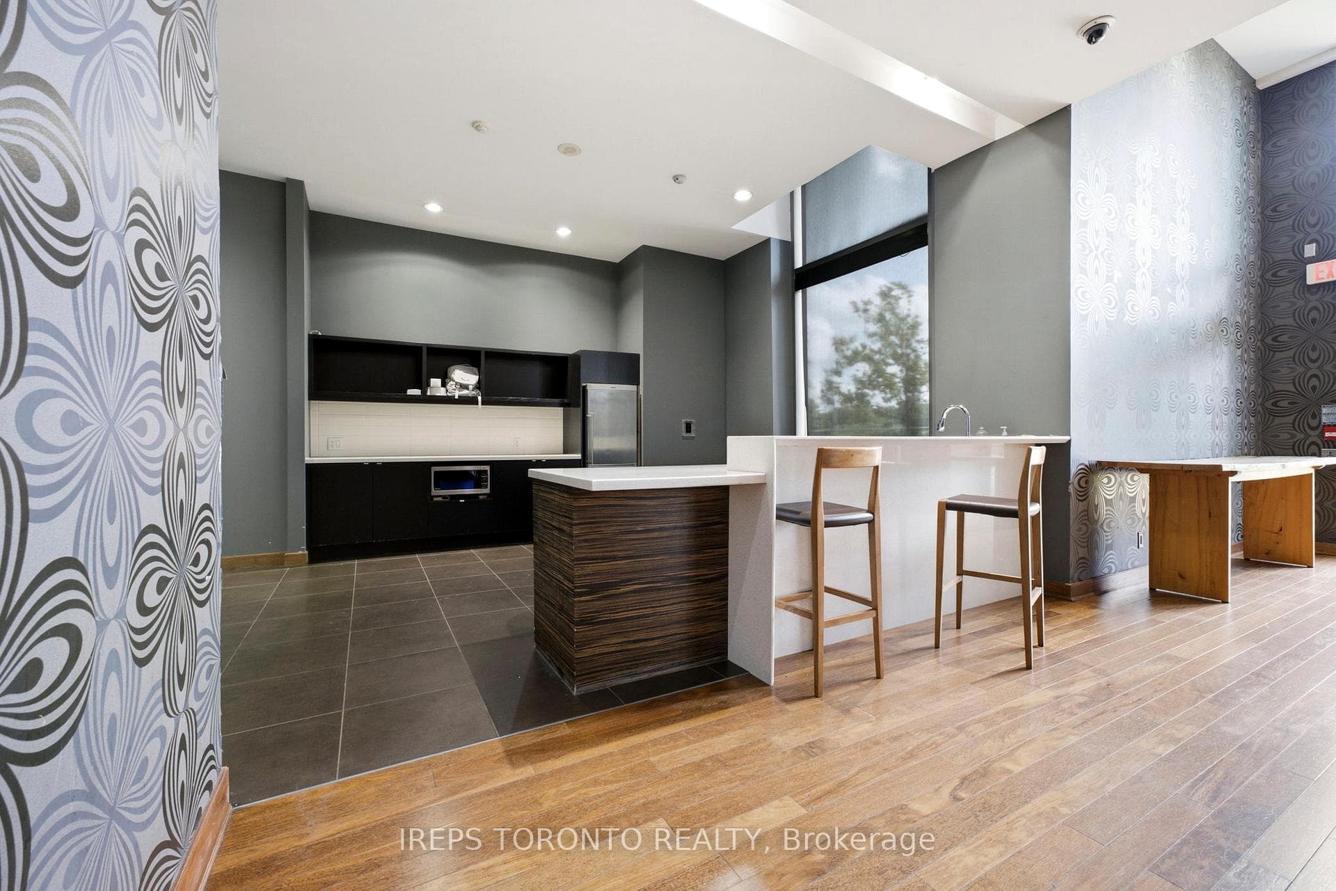 233 South Park Road Unit Ph01 photo 27