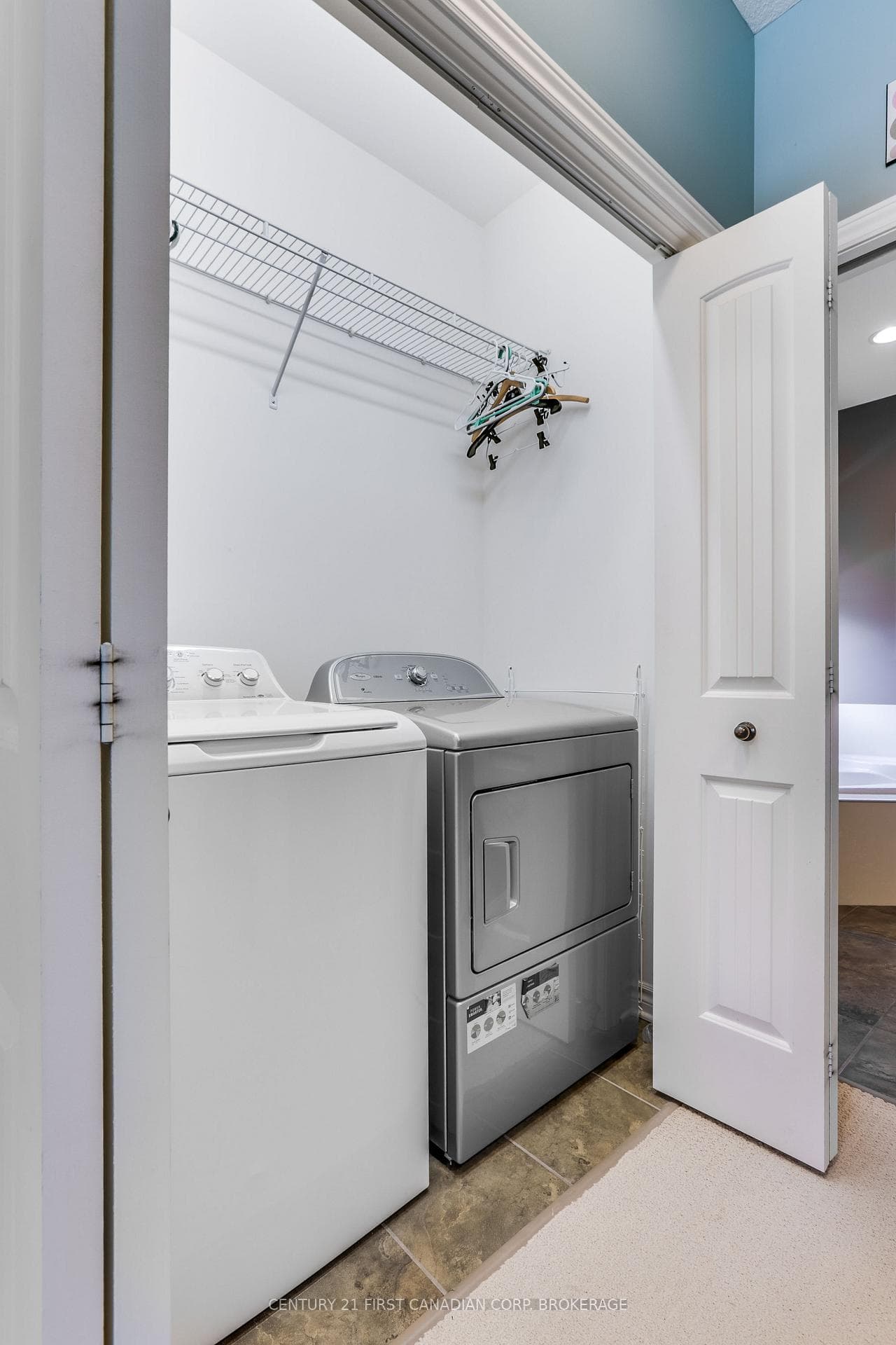 76 Sloan Drive photo 16