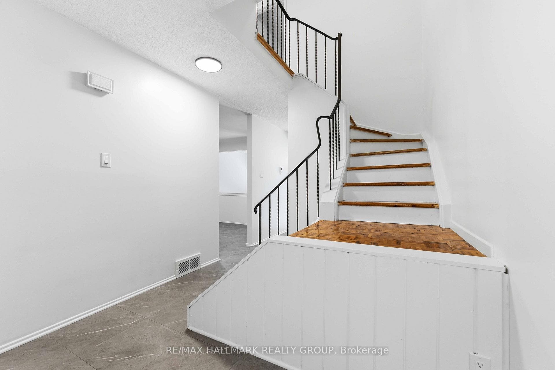 2202 Orient Park Drive Unit 48 photo 5