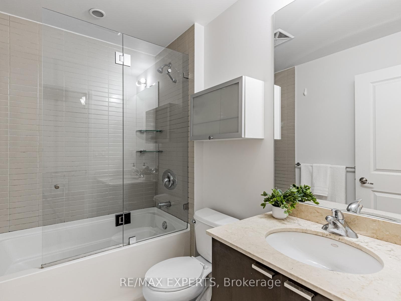 35 Hayden Street Unit 1511 photo 17