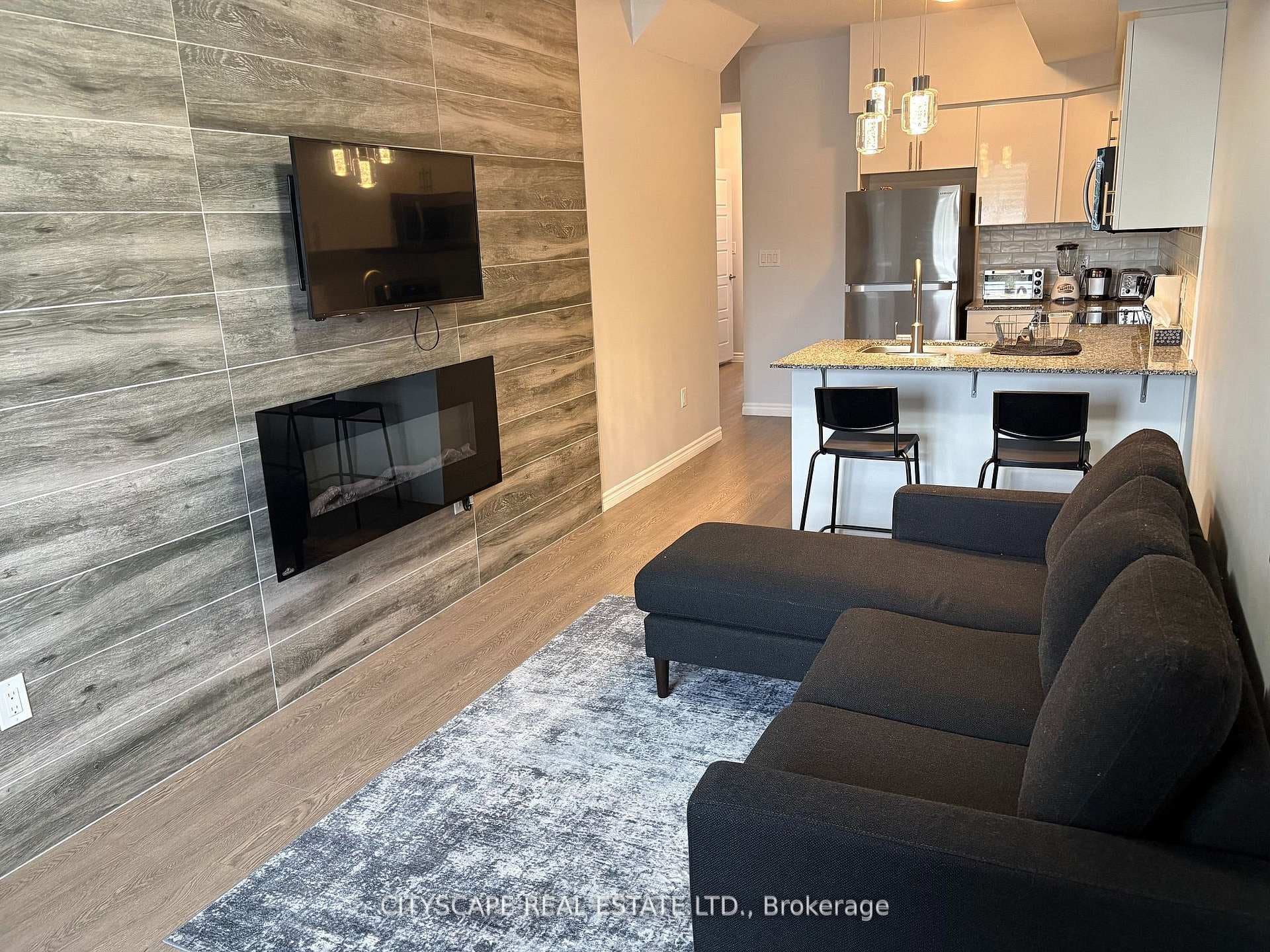 1430 Highland Road Unit 2A photo 1
