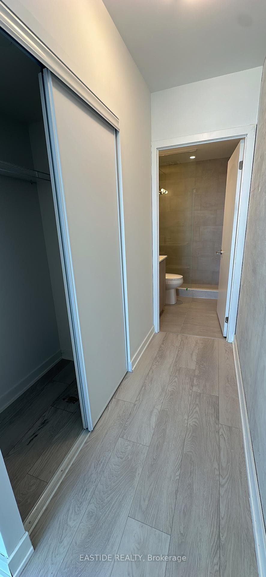 47 Mutual Street Unit 2202 photo 5