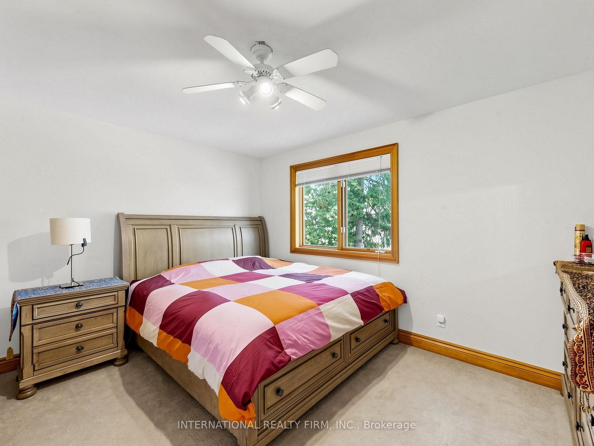 200 Burndale Avenue photo 33