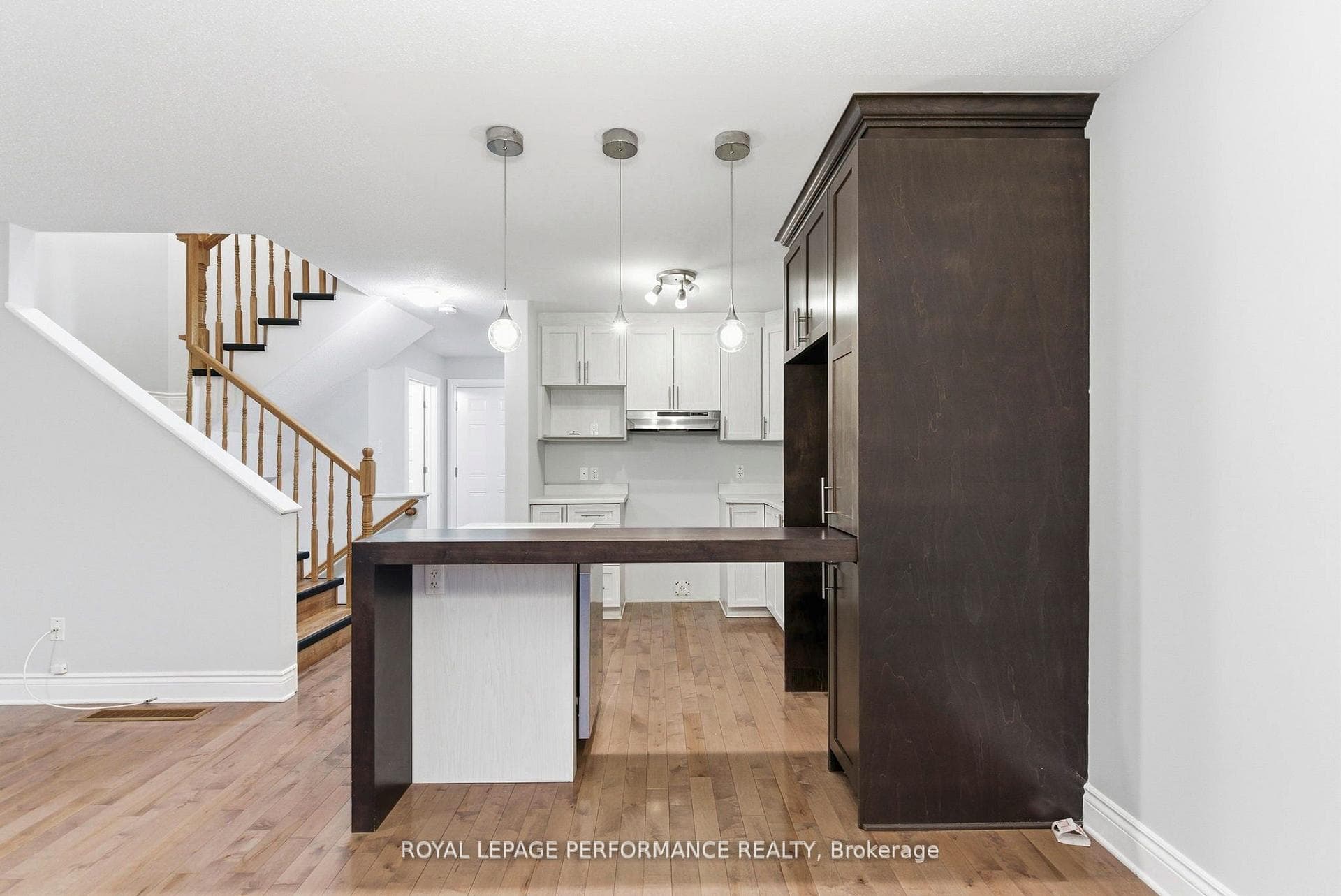 1154 Clement Court photo 10