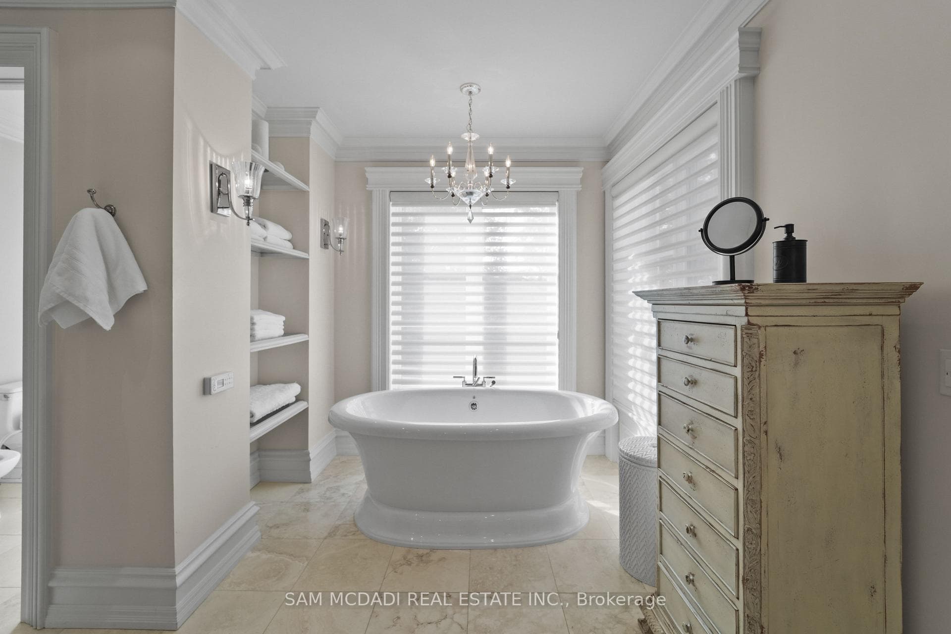 1343 Blythe Road photo 27
