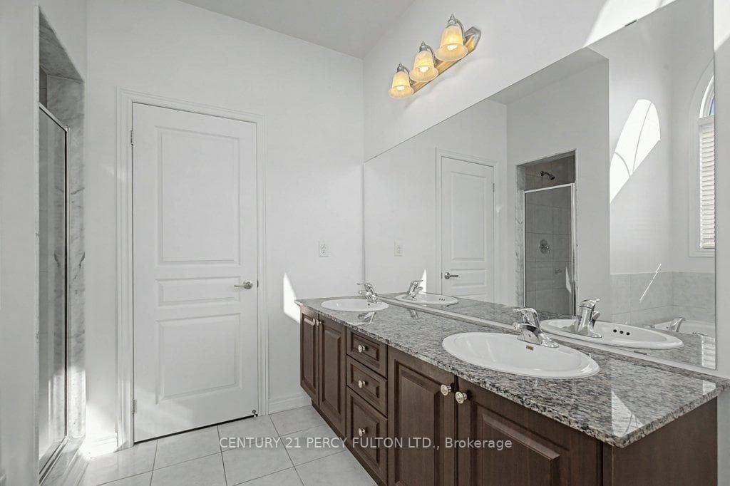 78 Brock Avenue photo 33