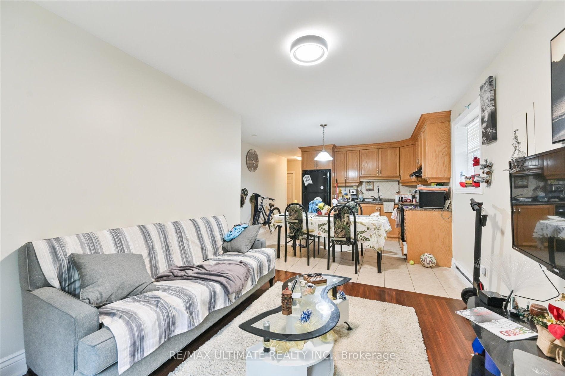 76 Hilldale Road photo 30