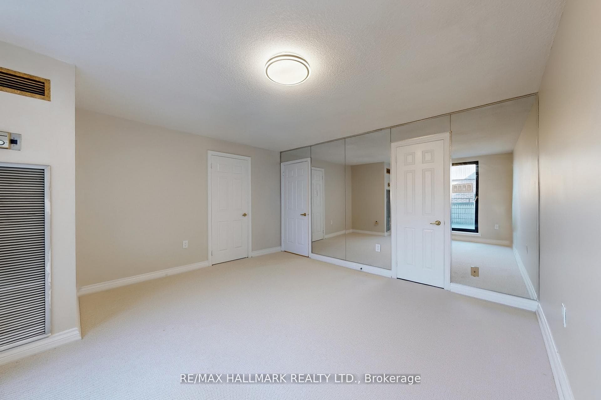 16 Elgin Street Unit 316 photo 18