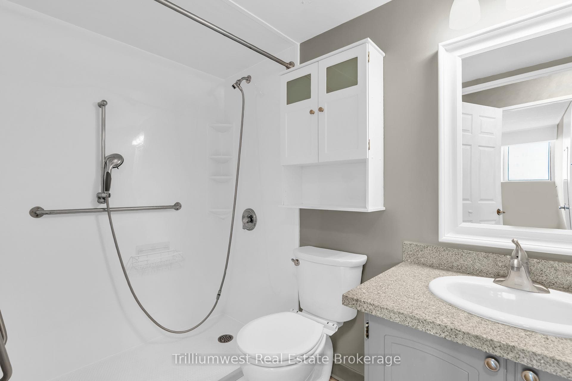 375 King Street Unit 1003 photo 21