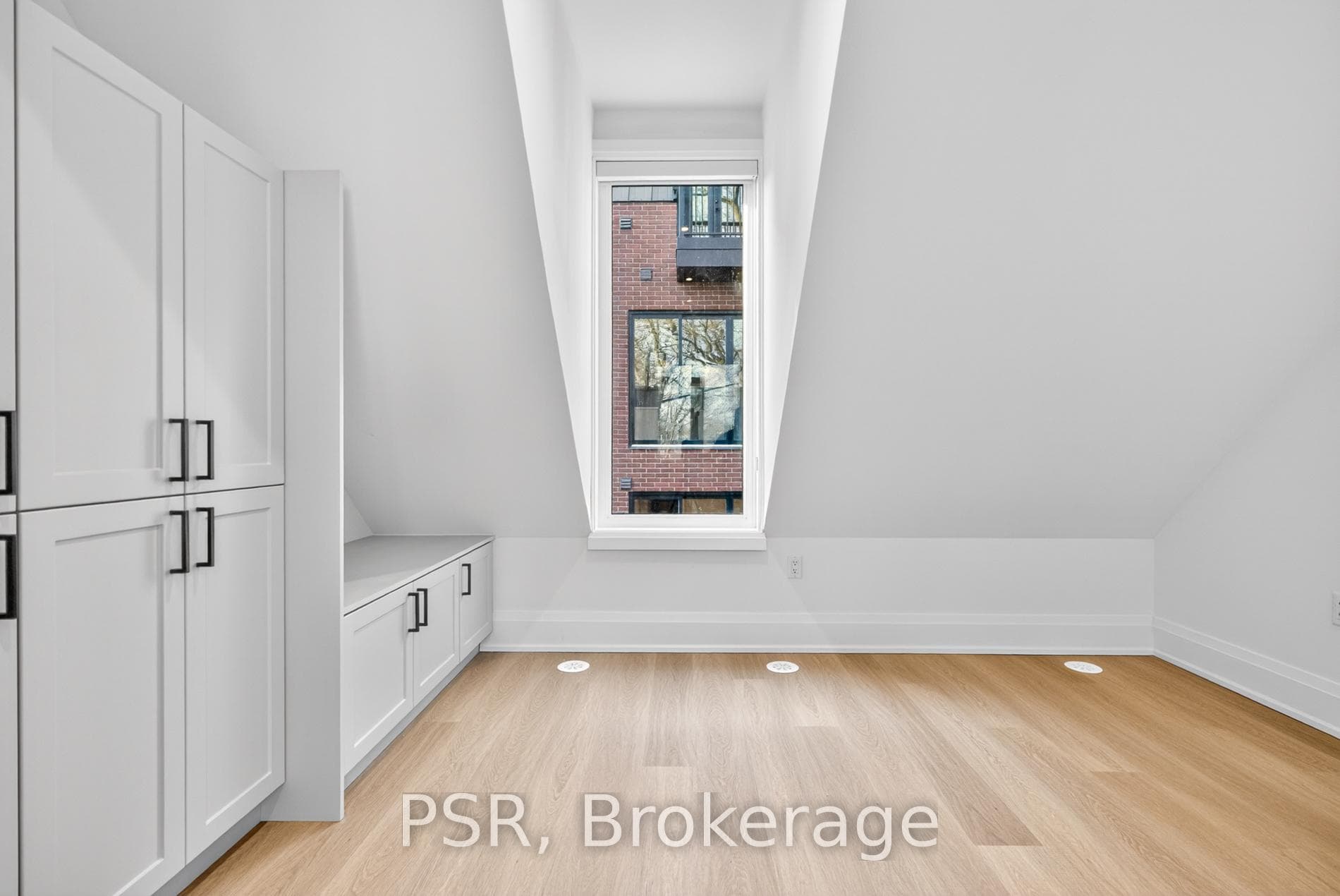 57 Harriet Street Unit E photo 14