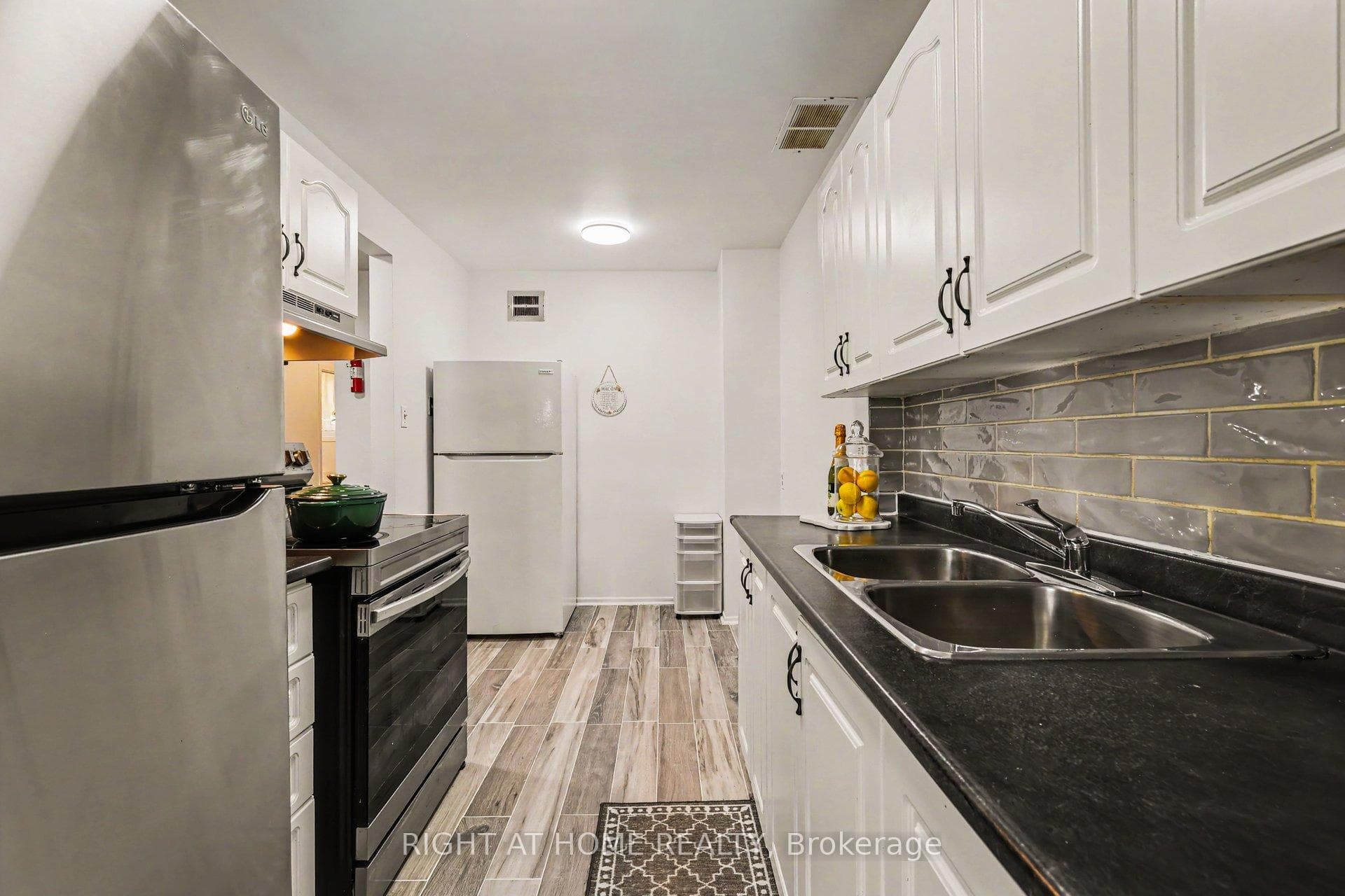 980 Gulf Place Unit 207 photo 15