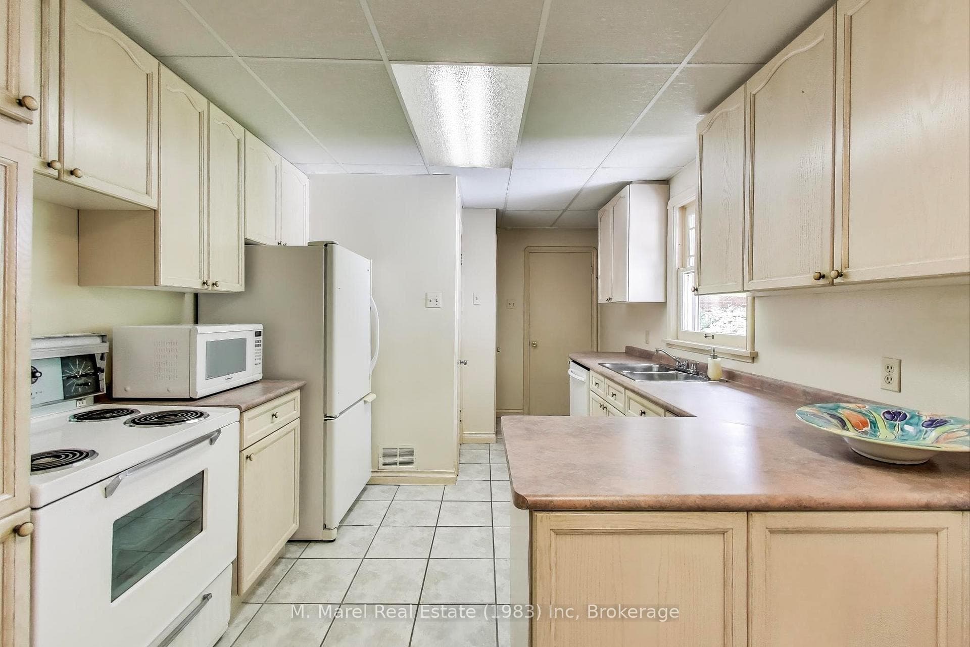 9 Avalon Avenue photo 9