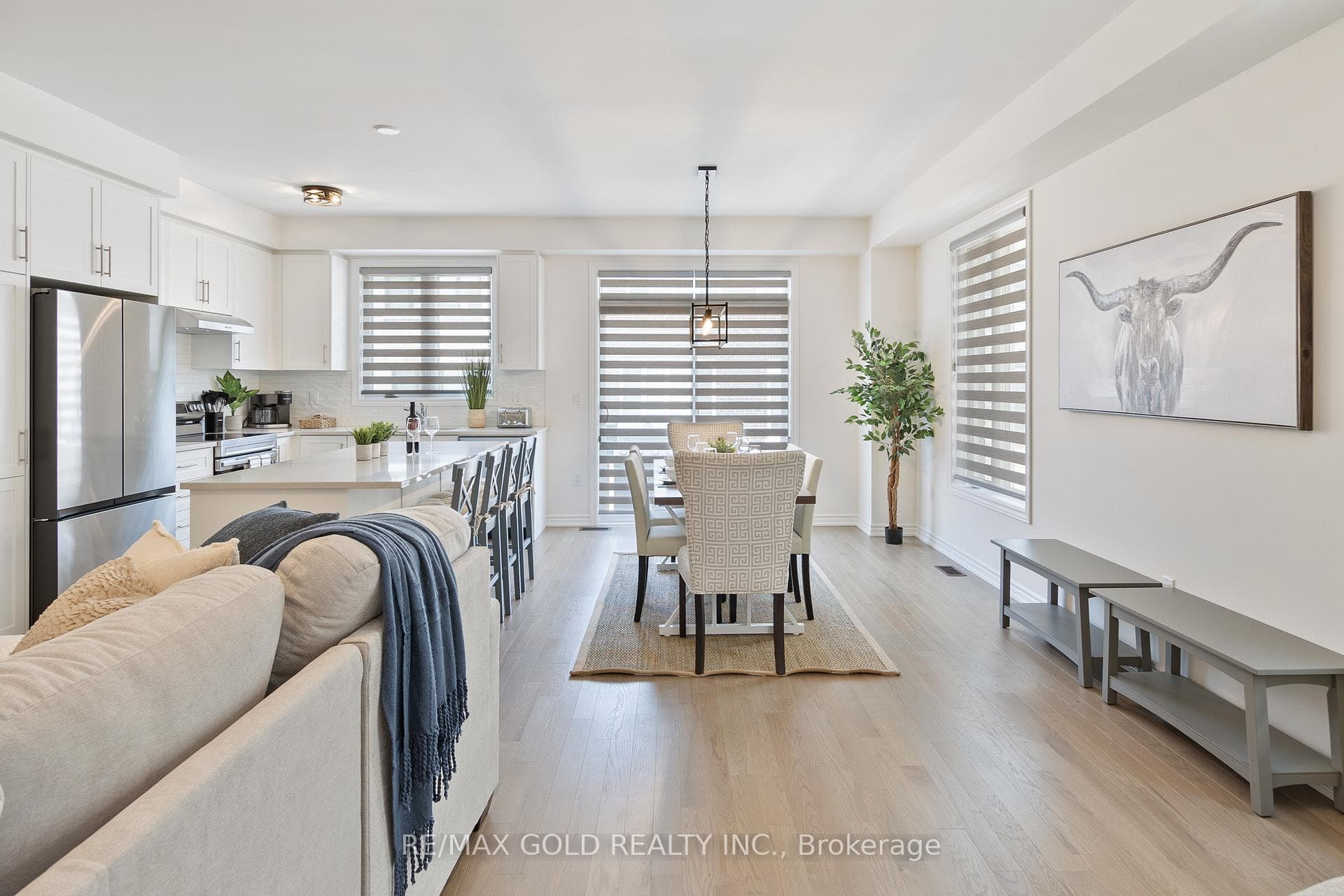 91 Phoenix Boulevard photo 6