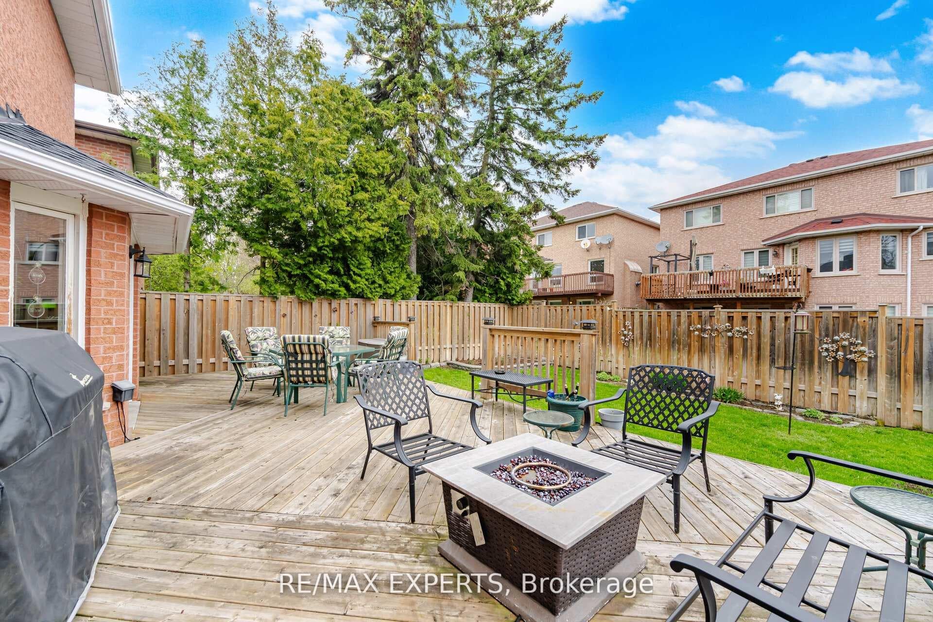 65 Brumwell Street photo 45