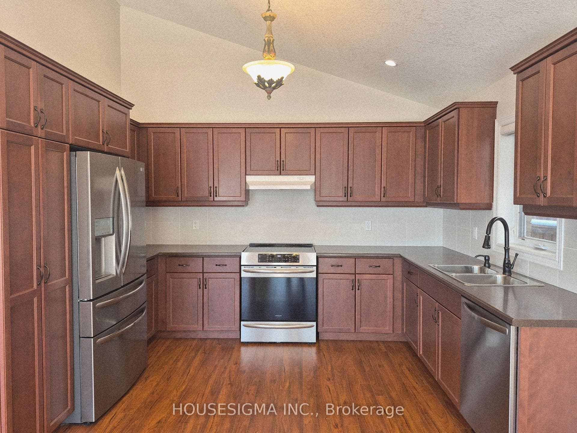 Main Floor Kitchen