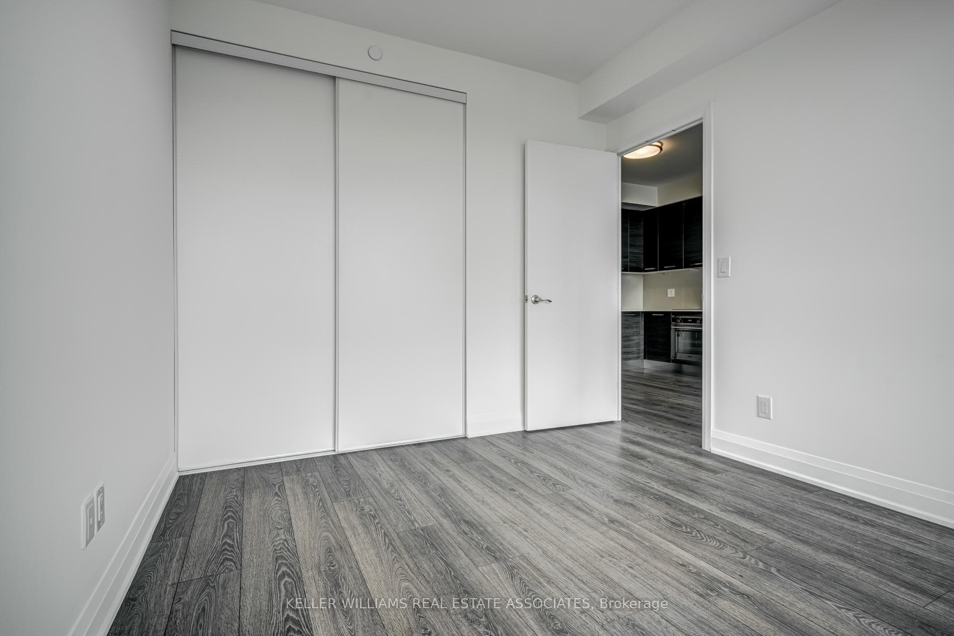36 Park Lawn Road Unit 2907 photo 14