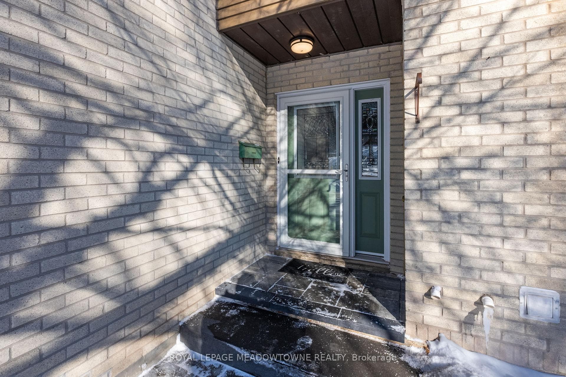 51 Lynden Circle photo 6